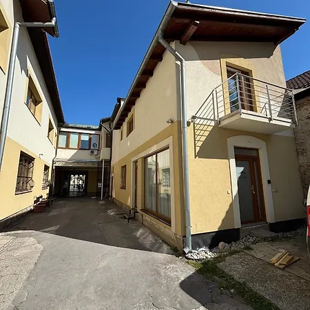 Liptov Nest 89 * Liptovský Mikuláš
